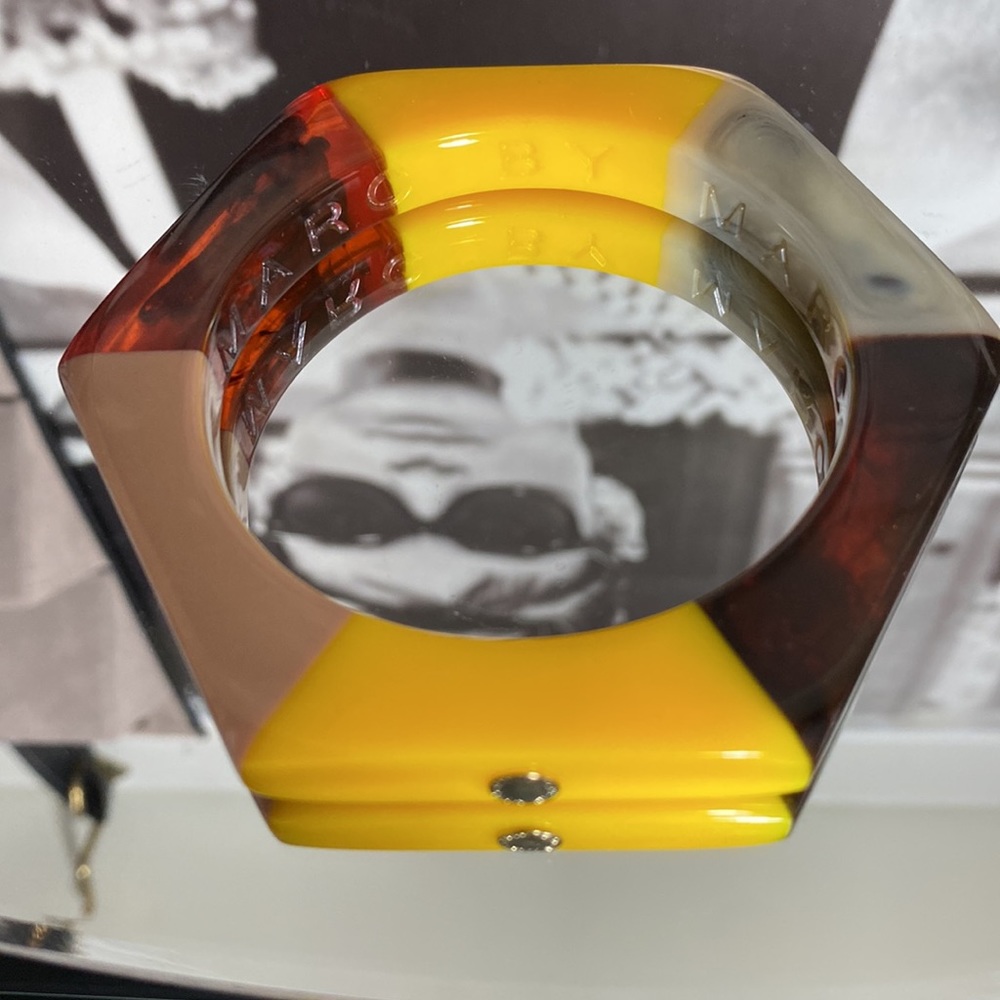 Marc Jacobs Lucite Fun Color Bangle